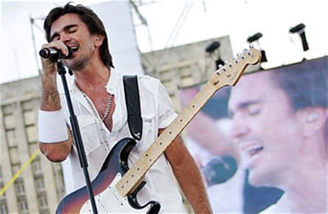 Juanes’ “Peace Without Borders” Concert: A Triumph of Music and Diplomacy?